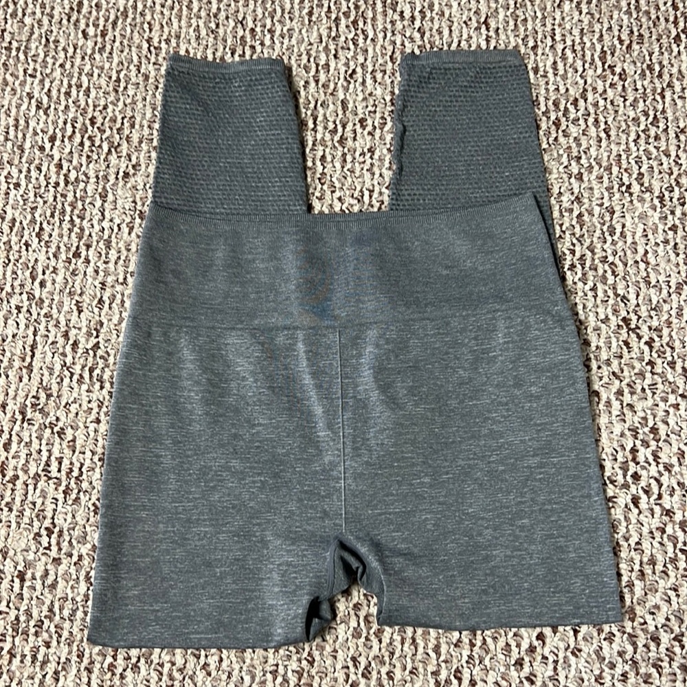 ‎Fabletics